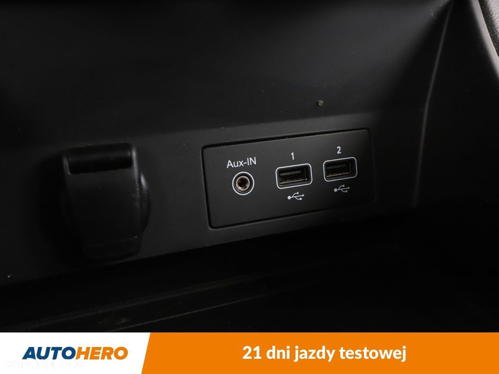 Renault Captur - 24