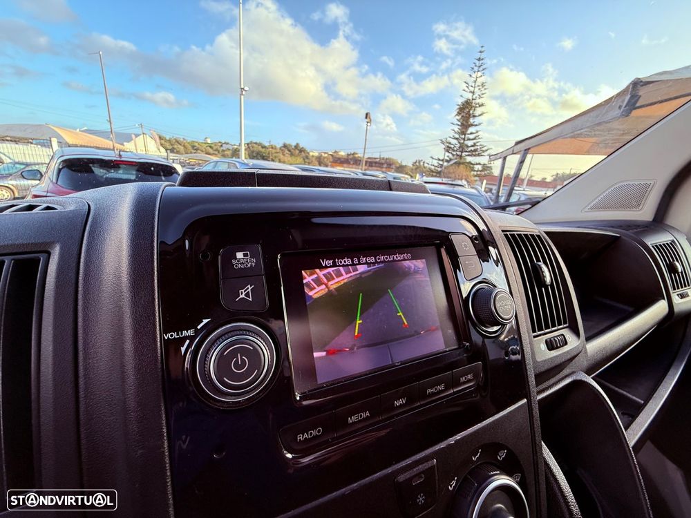 Peugeot Boxer 335 L2H1 BLUEHDI S&S ASPHALT - 19