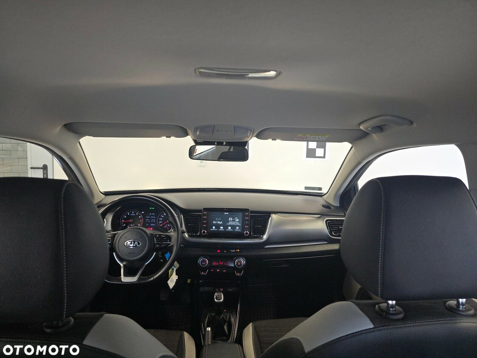 Kia Stonic - 11