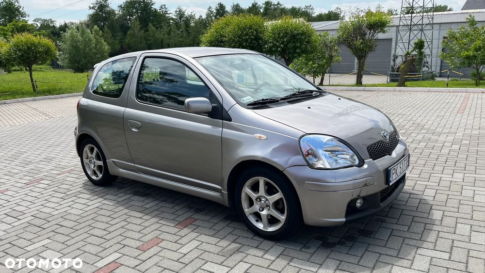 Toyota Yaris - 7