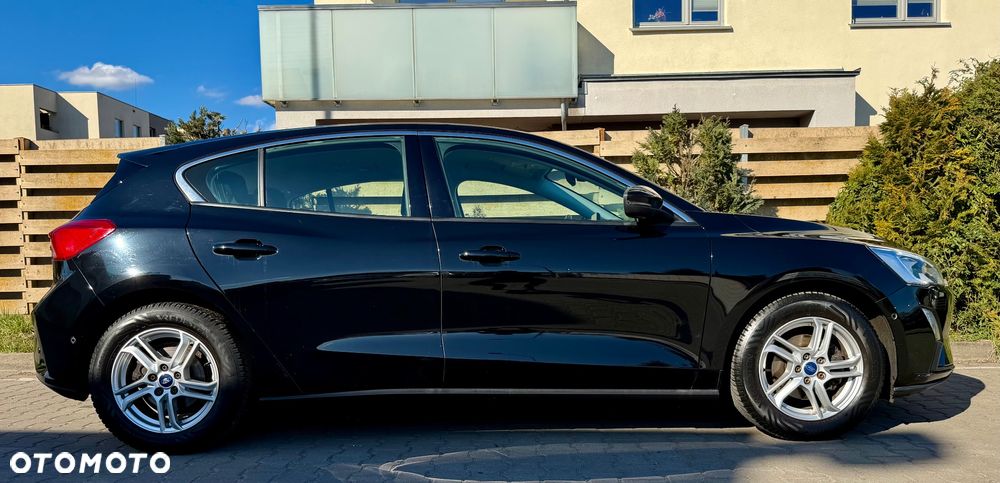 Ford Focus 1.0 EcoBoost Start-Stopp-System COOL&CONNECT DESIGN - 10