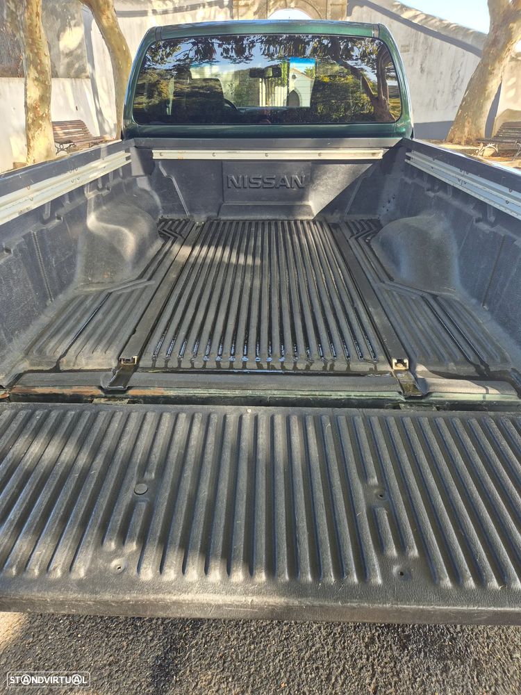 Nissan Navara 2.5 dCi KC SE Comfort - 15