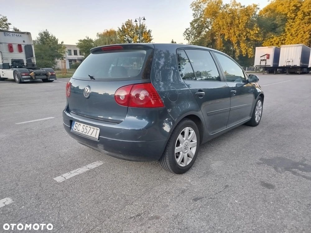 Volkswagen Golf 2.0 TDI DSG Sportline - 8