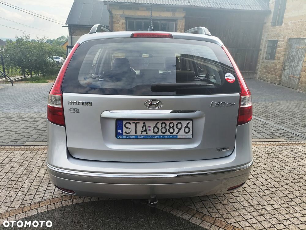 Hyundai i30 i30cw 2.0 Style - 5