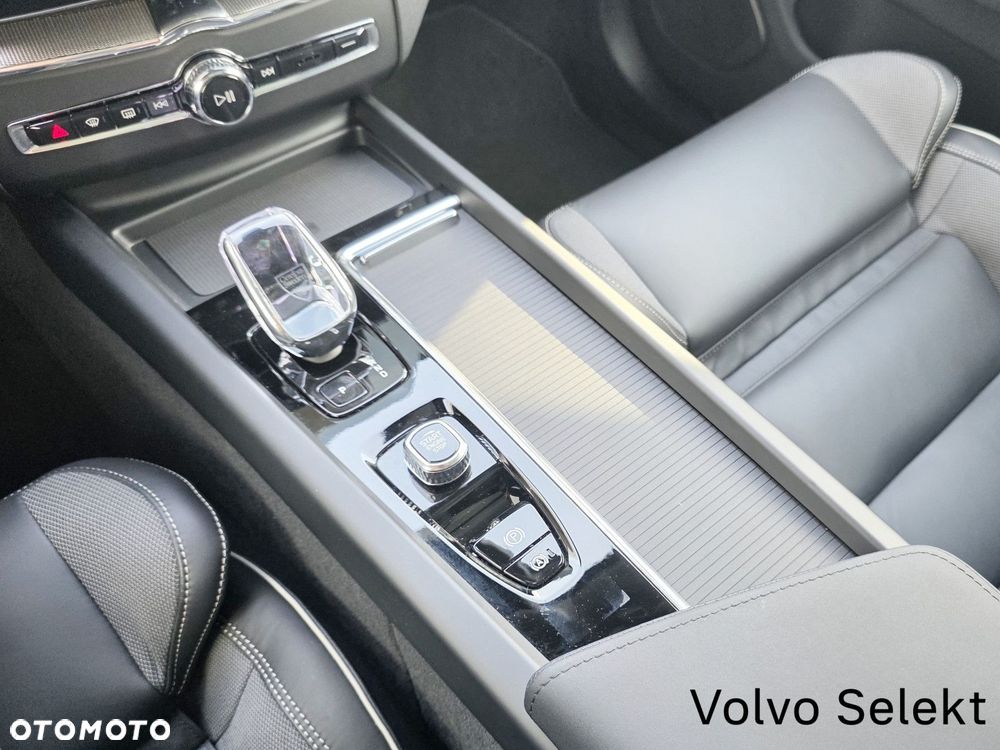 Volvo XC 60 - 32