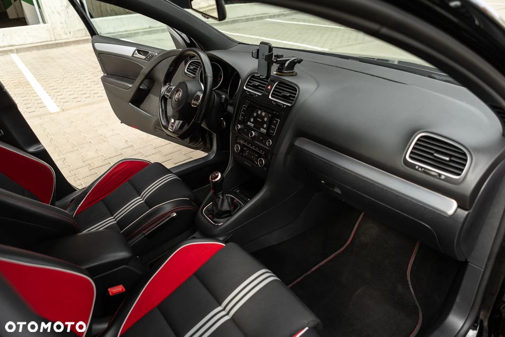 Volkswagen Golf 2.0 TSI GTI - 27