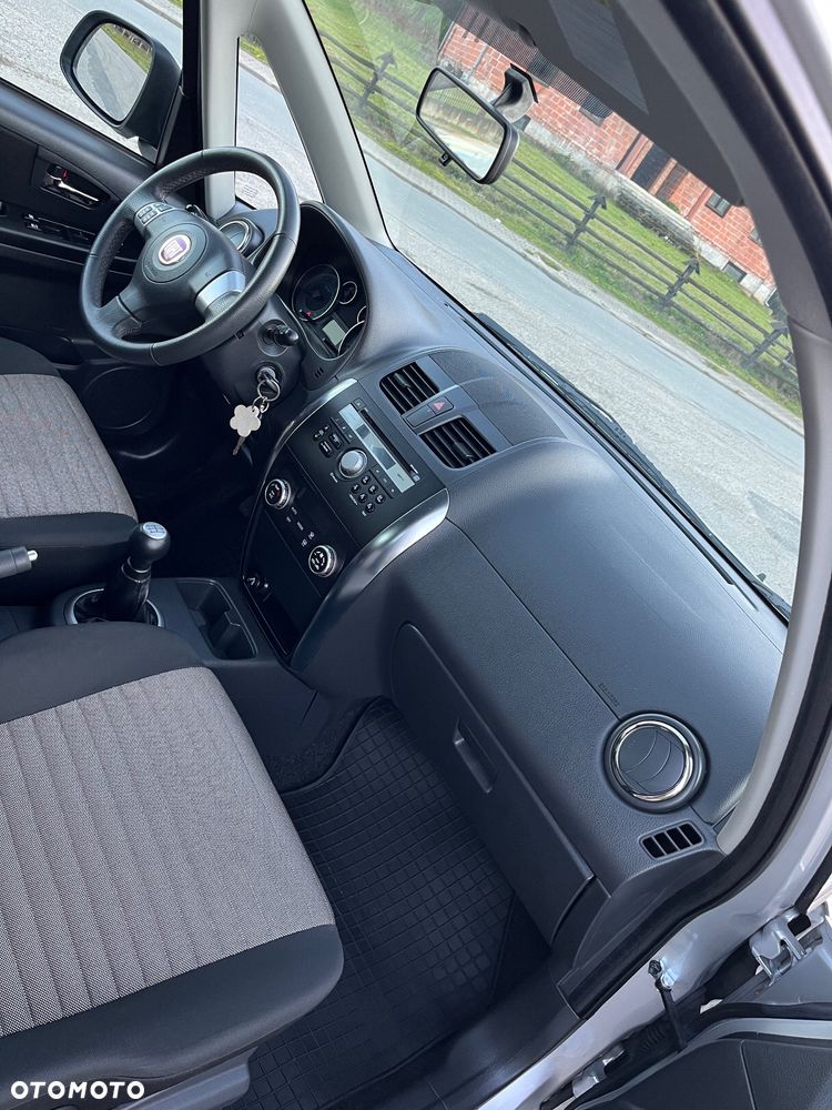 Fiat Sedici 1.6 16V 4x4 Luxury - 15