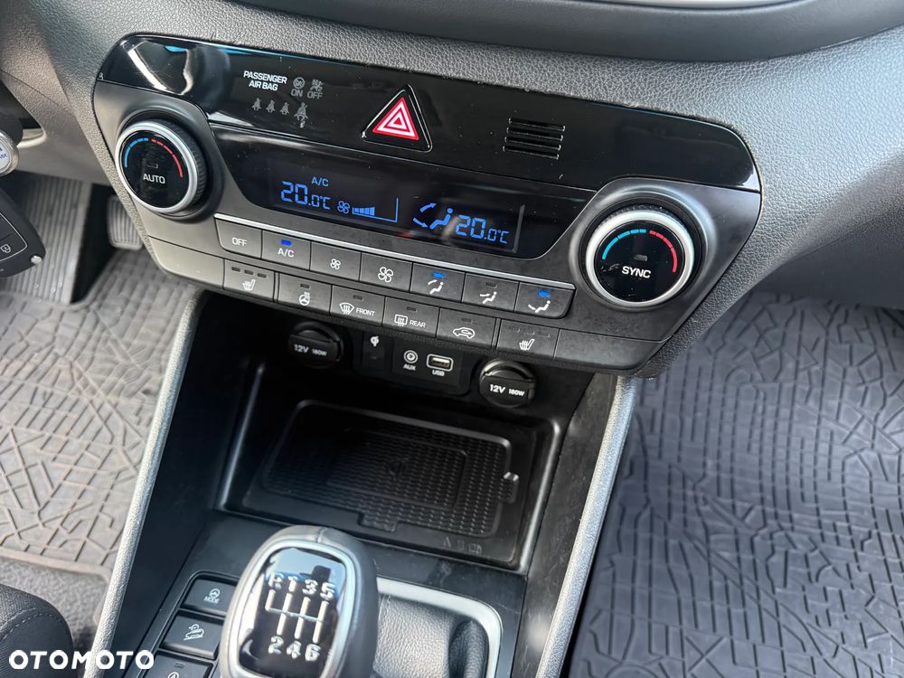 Hyundai Tucson blue 1.6 CRDi 2WD Style - 16