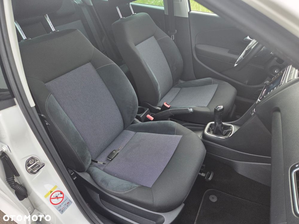 Volkswagen Polo 1.2 Style - 12