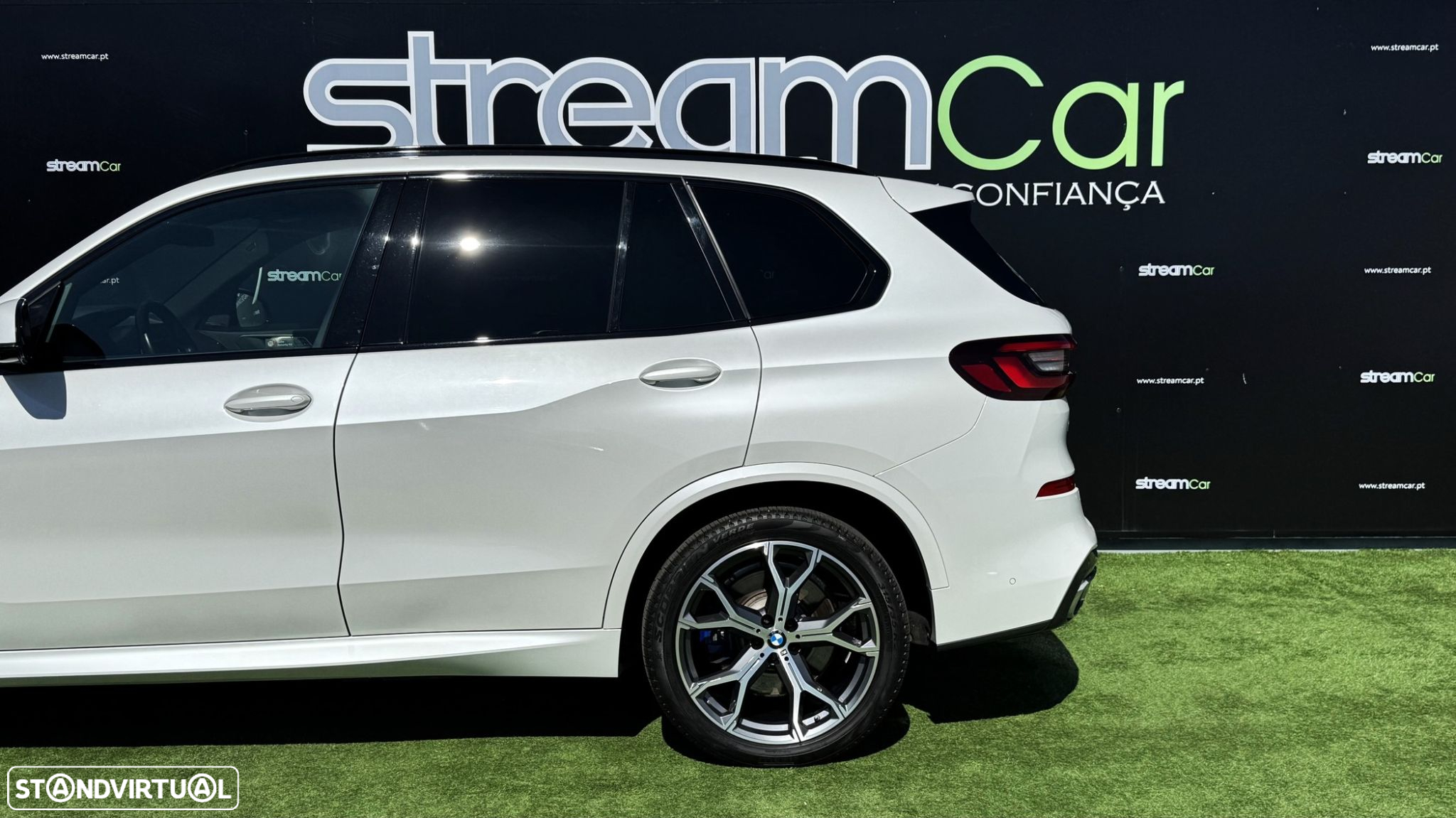 BMW X5 45 e xDrive Pack M - 4