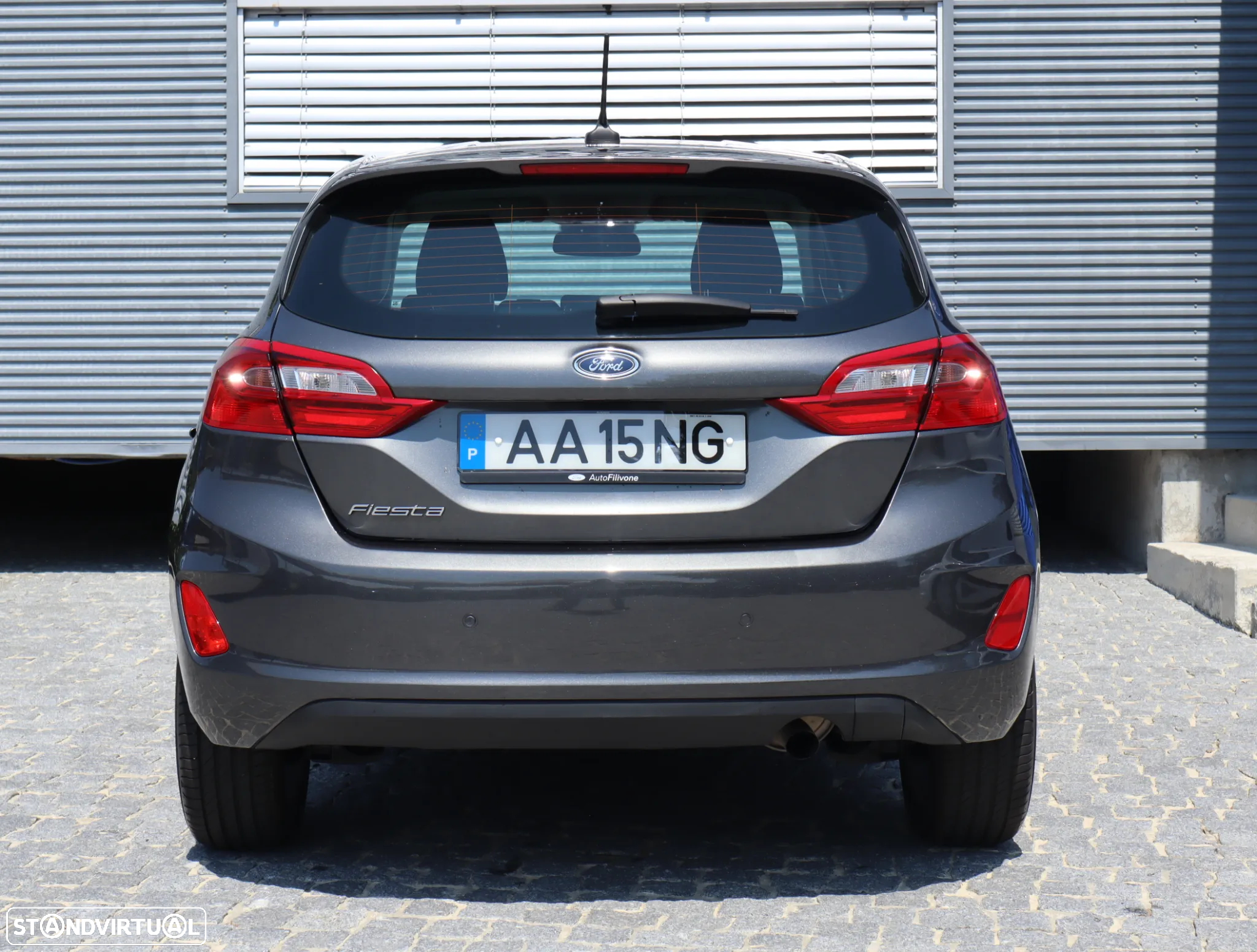 Ford Fiesta 1.5 TDCi Business - 13