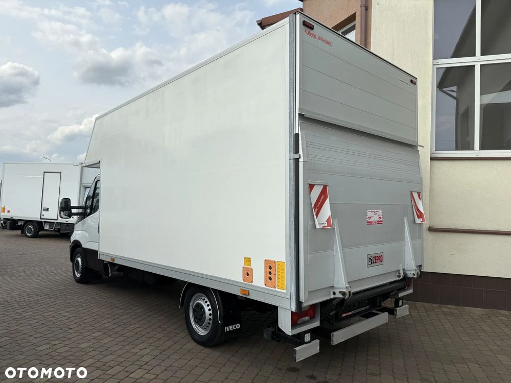 Iveco Daily Izoterma Winda - 4