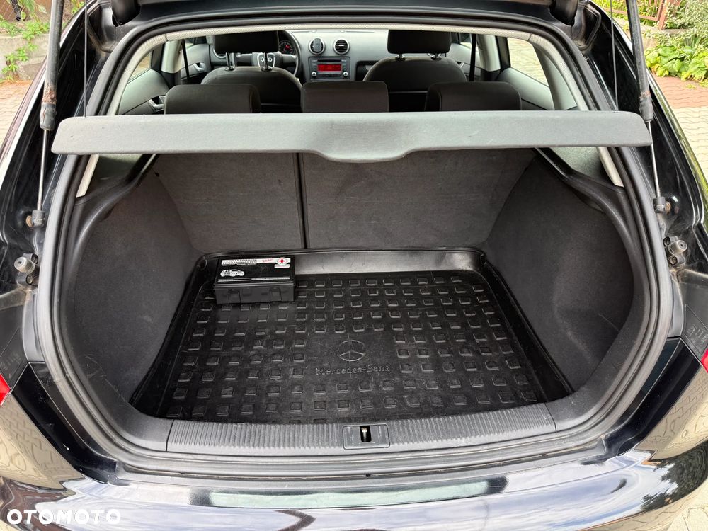 Audi A3 Sportback 1.6 Ambition - 12