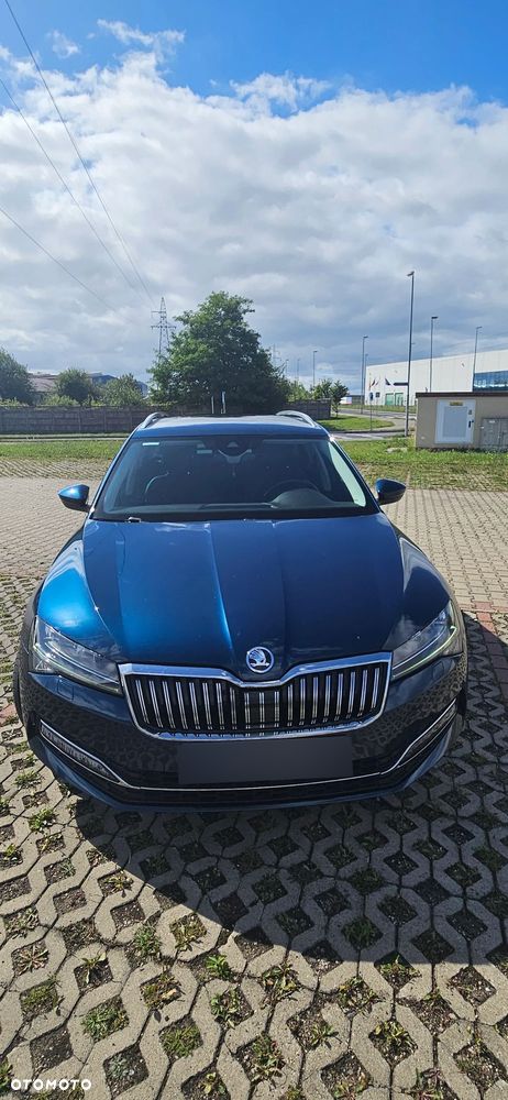 Skoda Superb 2.0 TDI DSG Premium Edition - 17