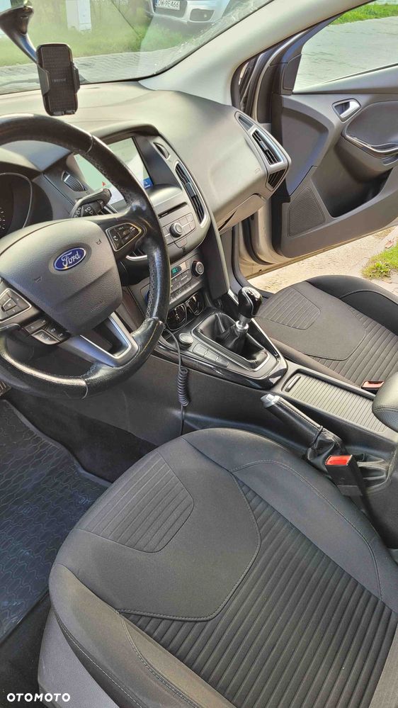 Ford Focus - 6