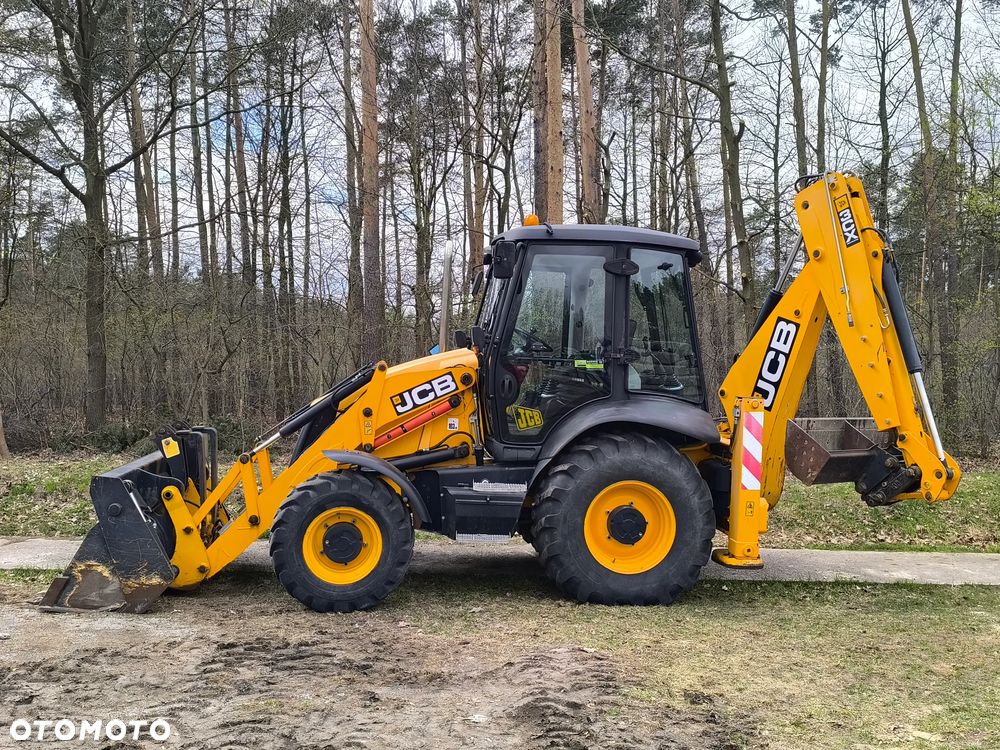 JCB 3CX - 5