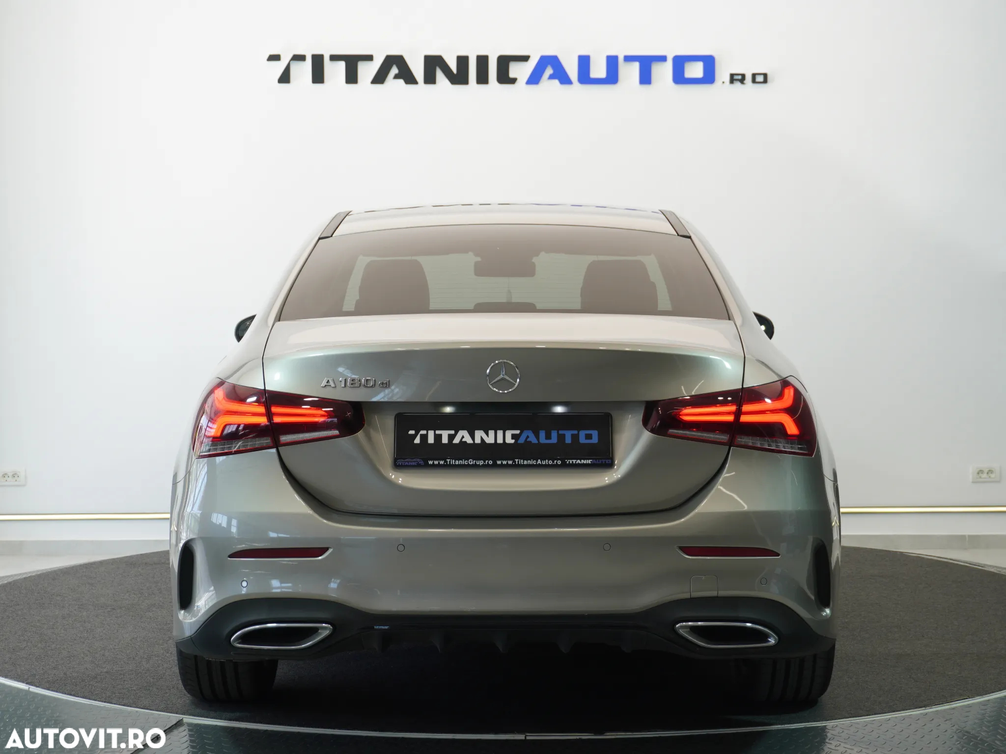 Mercedes-Benz A 180 d 7G-DCT AMG Line - 10