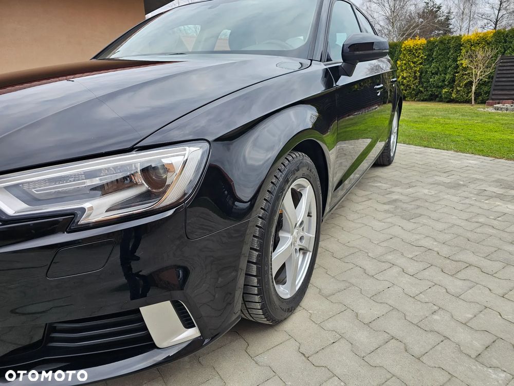 Audi A3 Sportback - 3