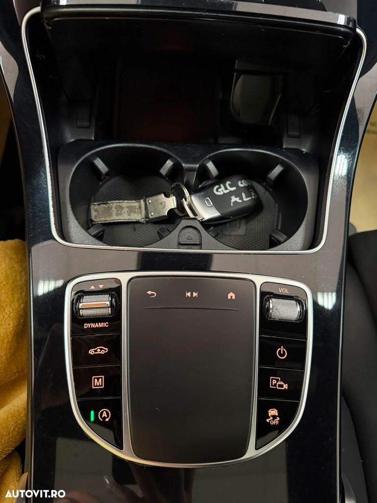 Mercedes-Benz GLC Coupe 220 d 4Matic 9G-TRONIC AMG Line - 27