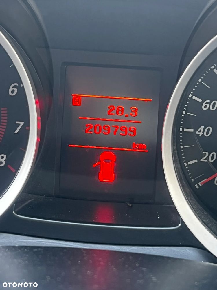 Mitsubishi Lancer - 12