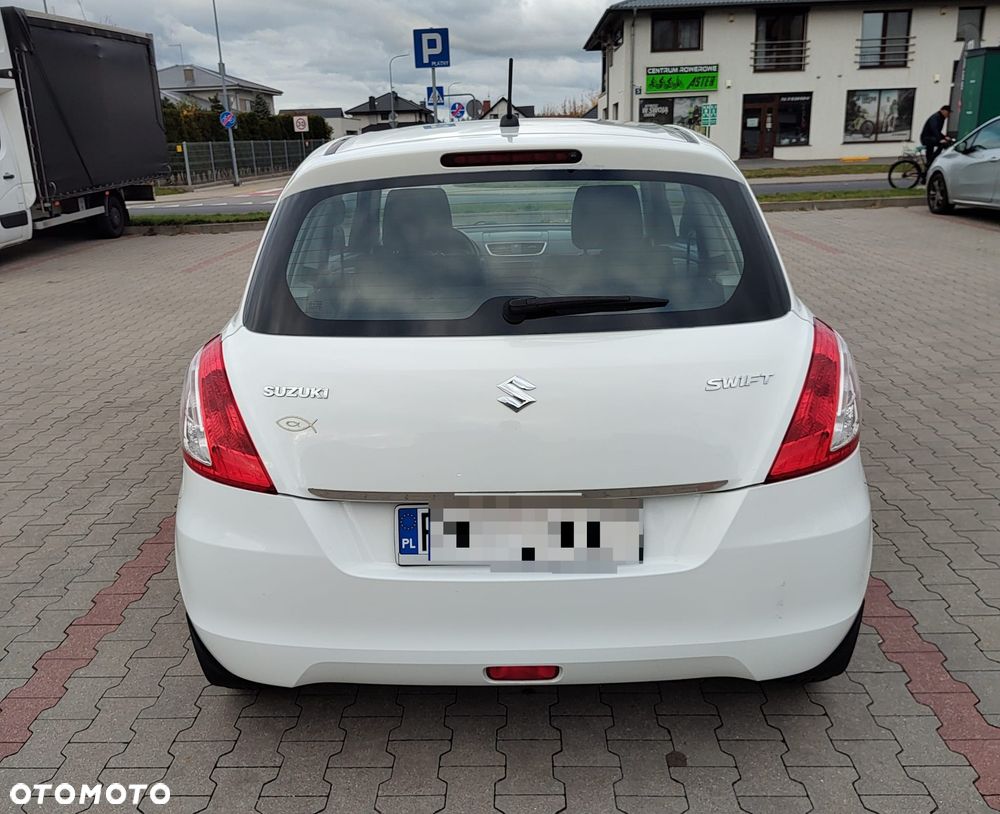 Suzuki Swift - 7