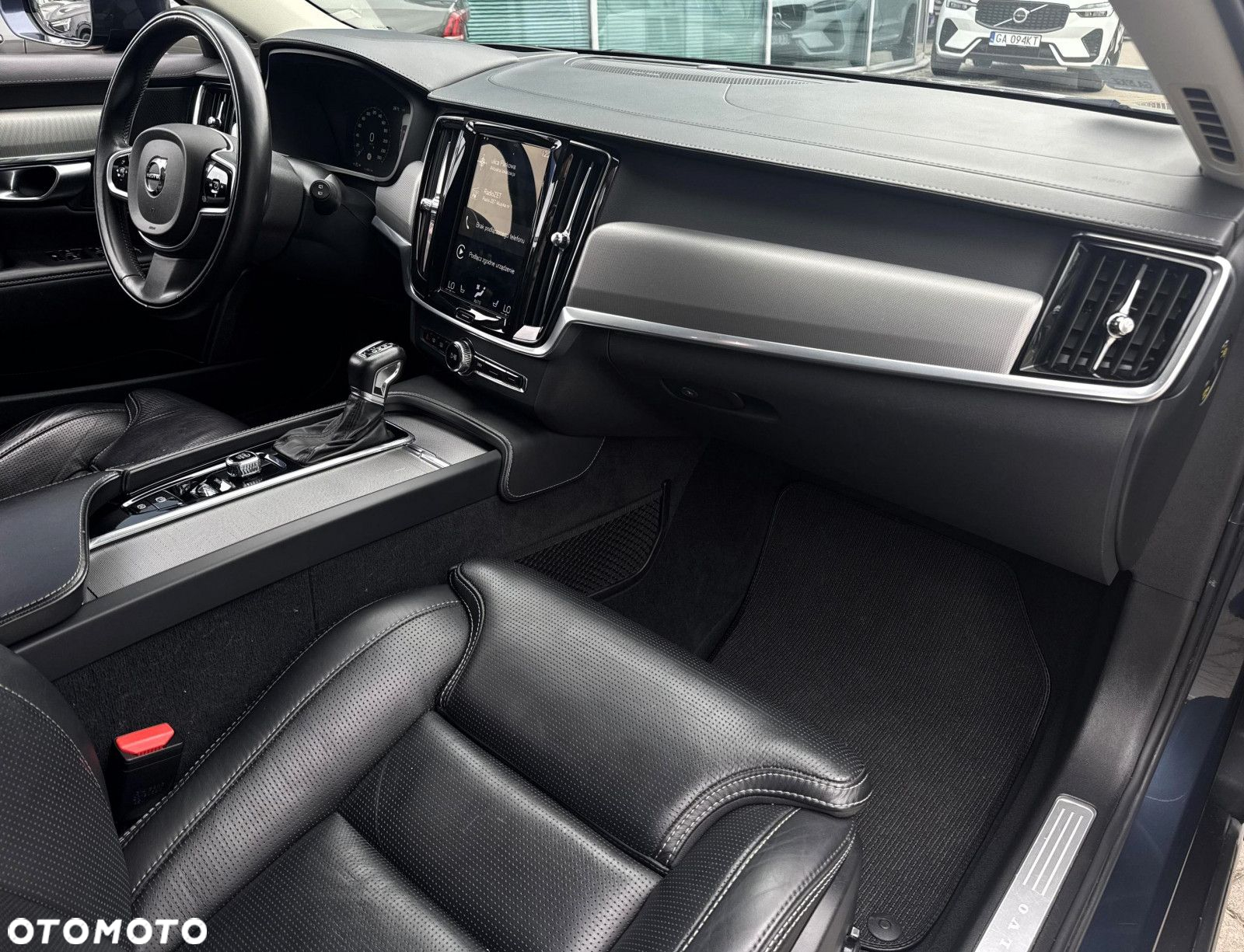 Volvo V90 Cross Country - 9
