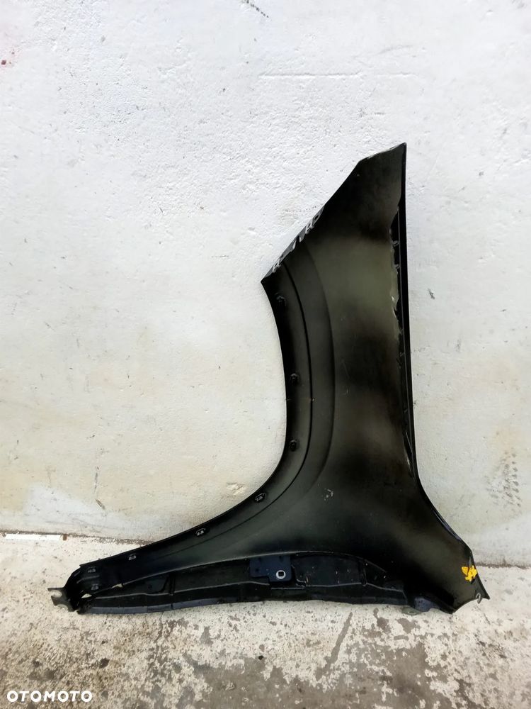 MERCEDES GLA H247 - BŁOTNIK PRZEDNI PRZÓD - 6