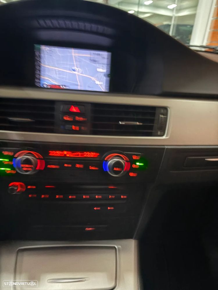 BMW 320 d Efficient Dynamics Edition Sport Line - 20