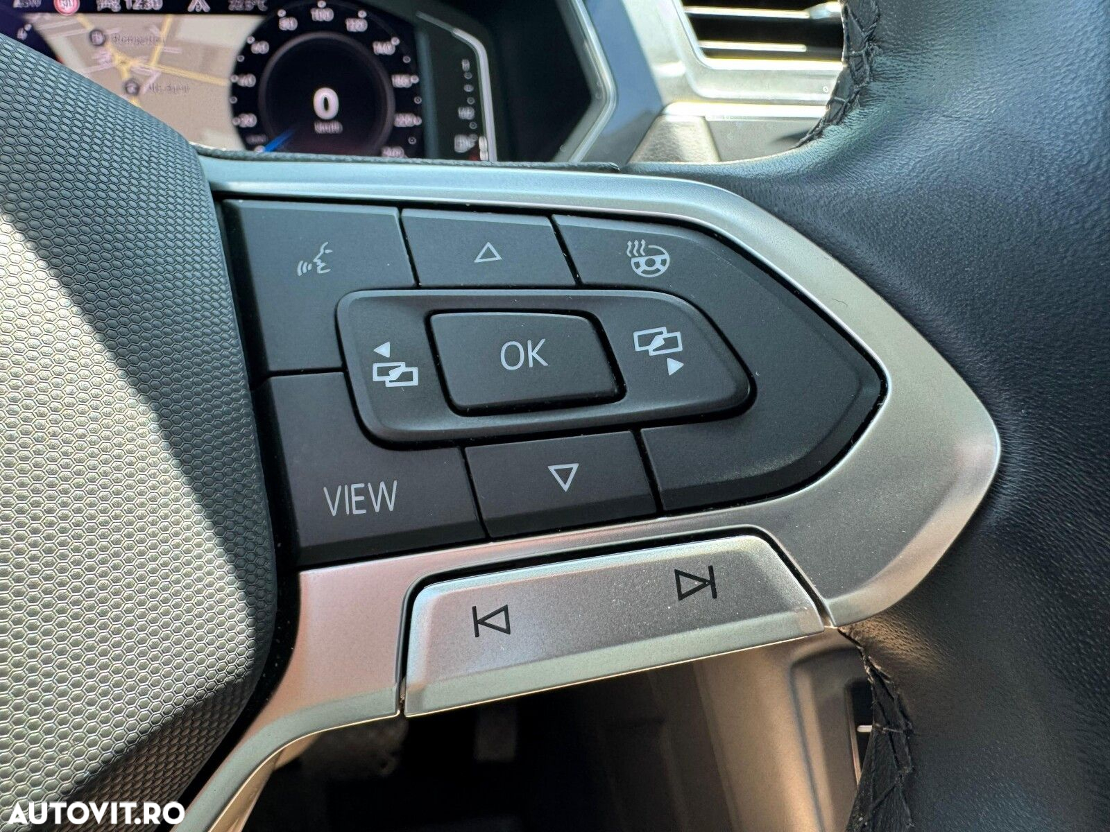 Volkswagen Tiguan - 16