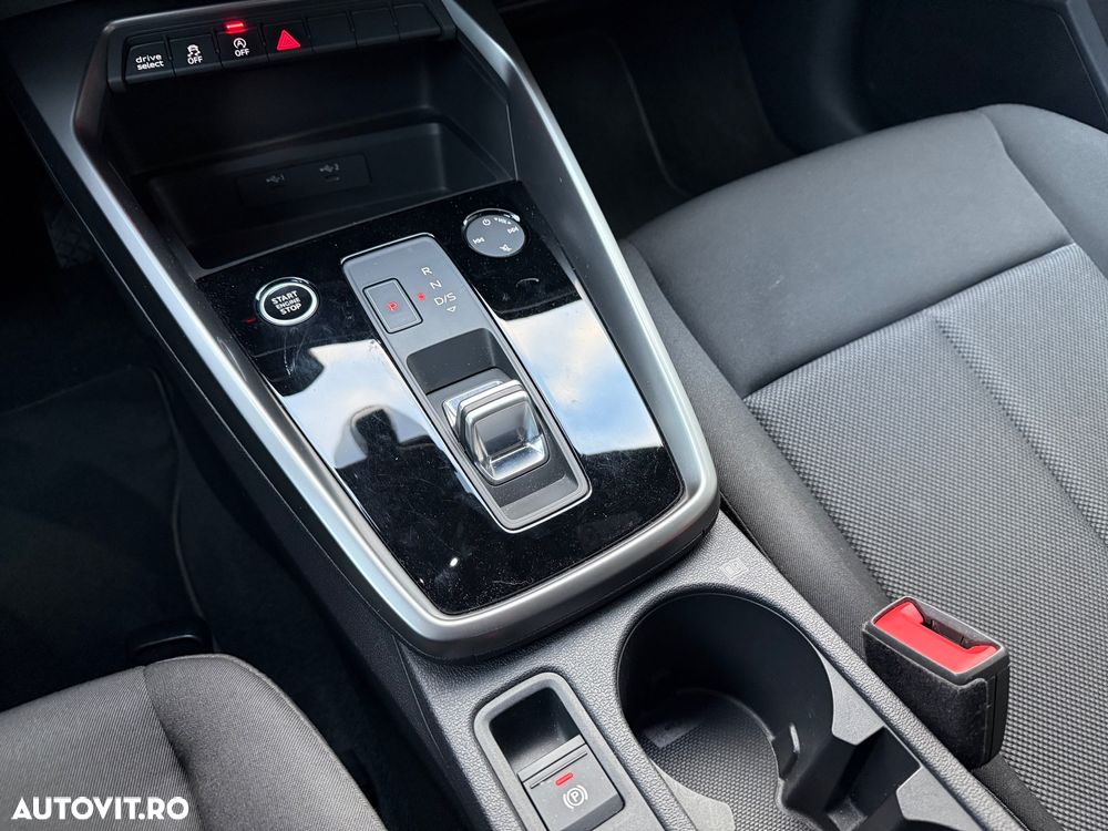 Audi A3 35 TDI S tronic - 23