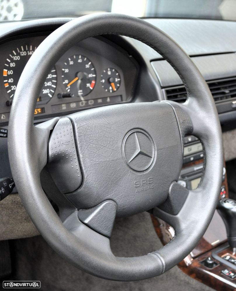 Mercedes-Benz SL 320 - 34
