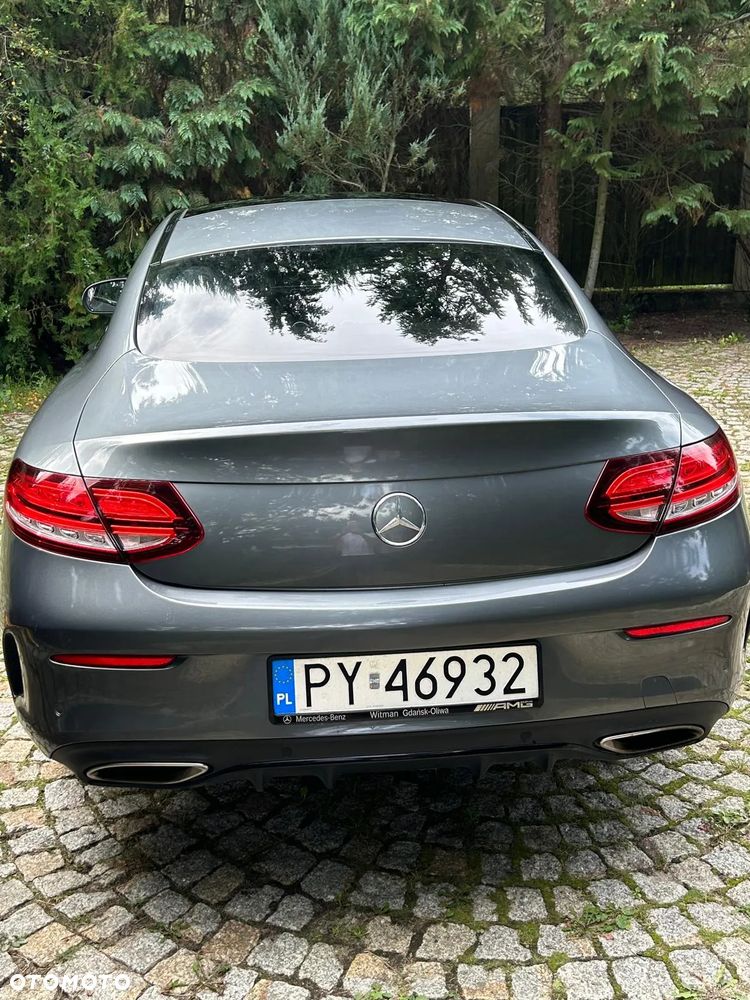 Mercedes-Benz Klasa C 300 9G-TRONIC - 3