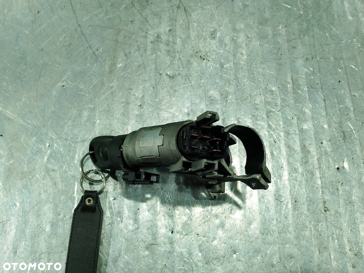 STACYJKA SEAT IBIZA II 6K0905851 1.4 MPI - 3