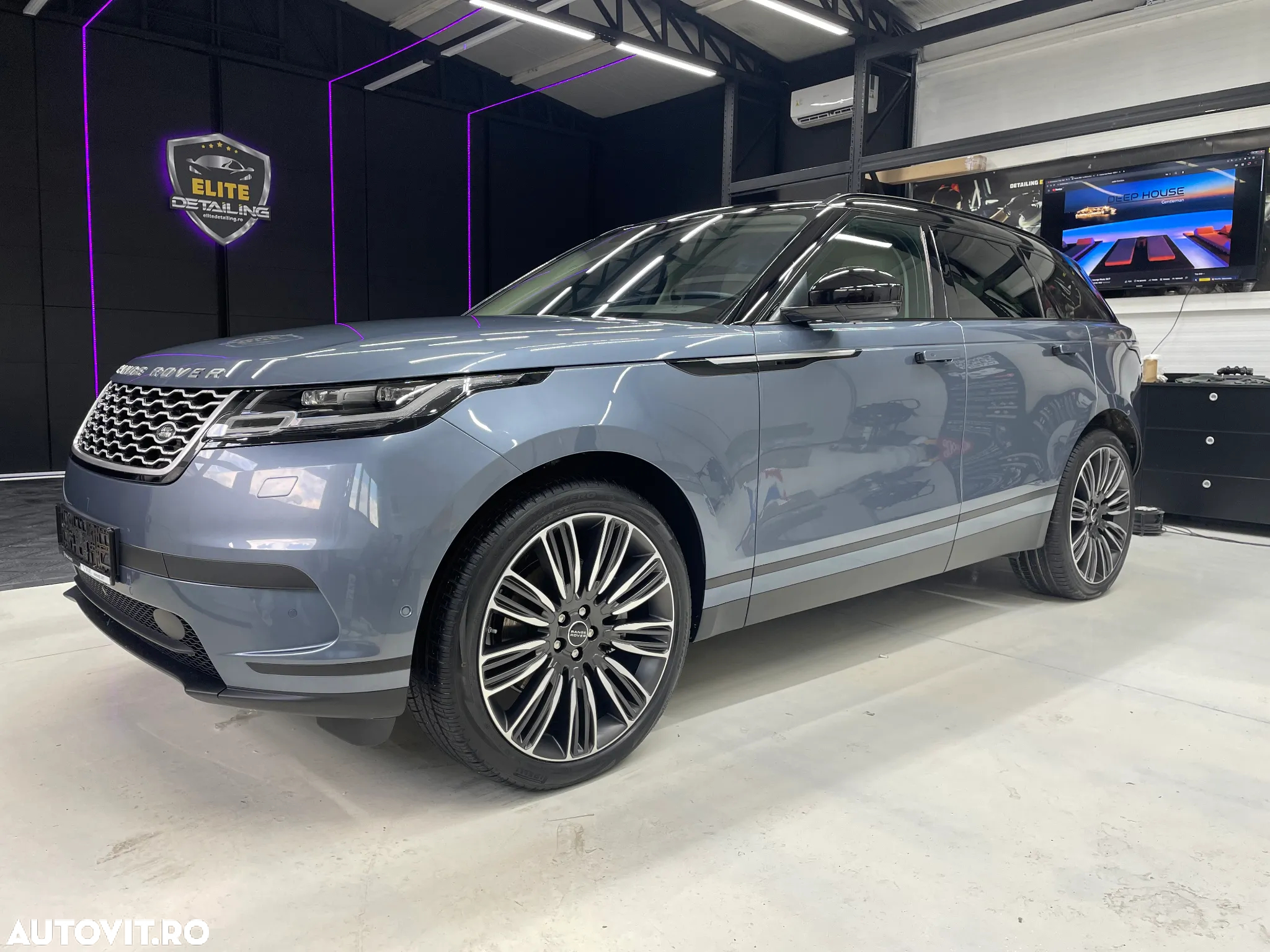 Land Rover Range Rover Velar 3.0 SE - 11