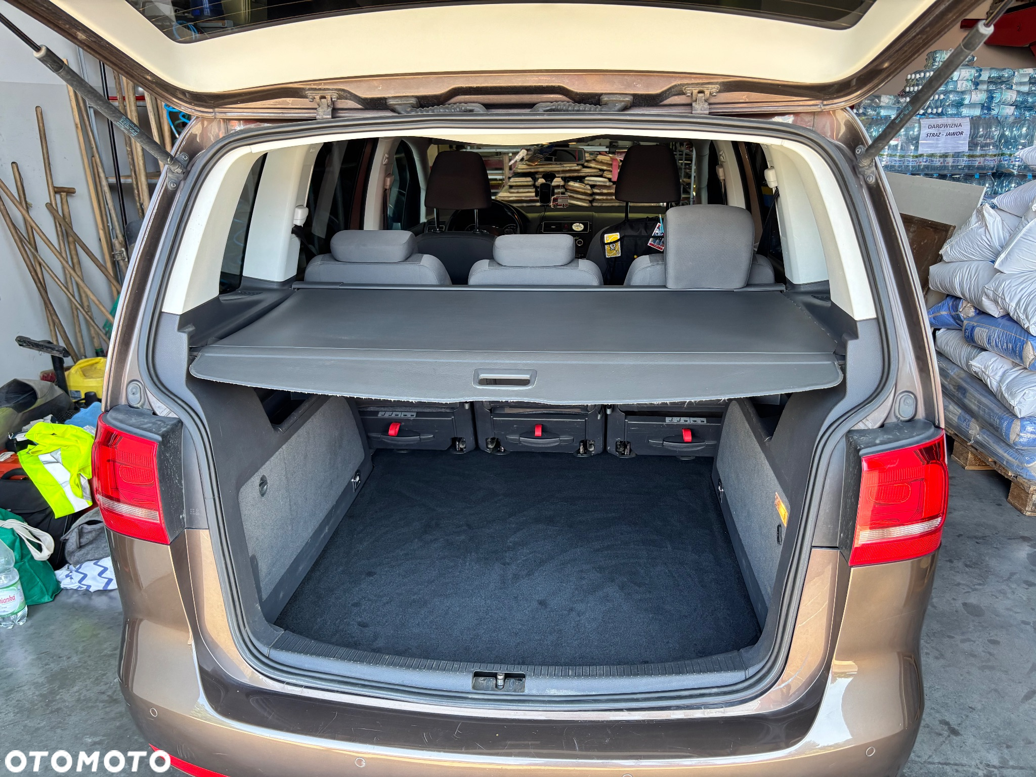 Volkswagen Touran 2.0 TDI DPF Highline - 10