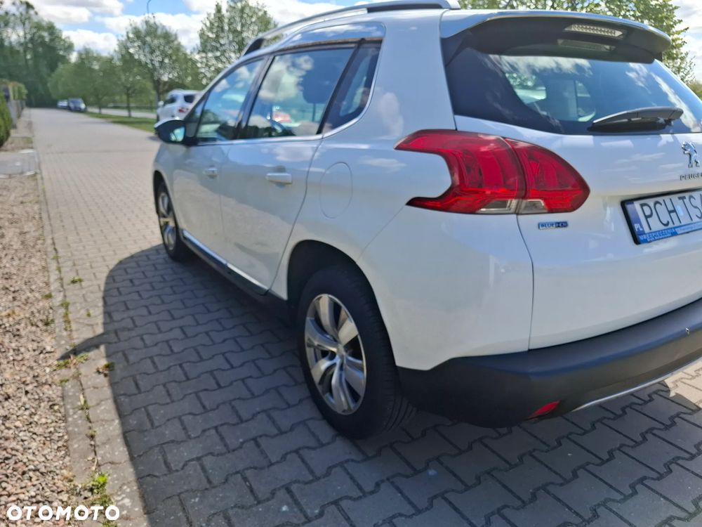 Peugeot 2008 BlueHDi 100 STOP & START Active - 4