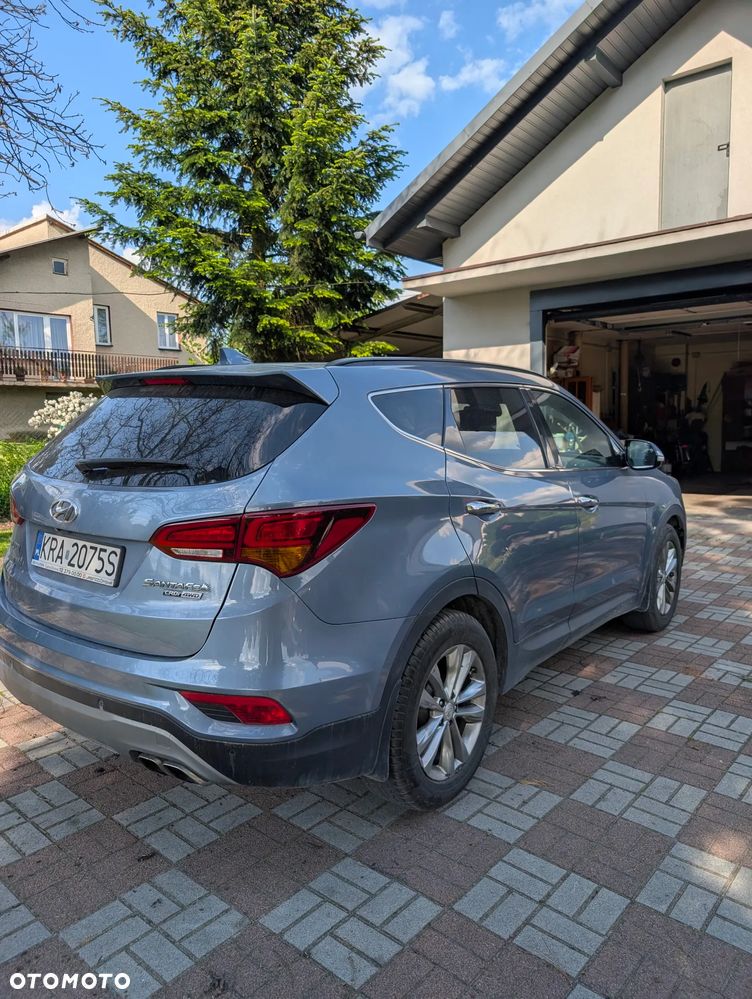 Hyundai Santa Fe - 2