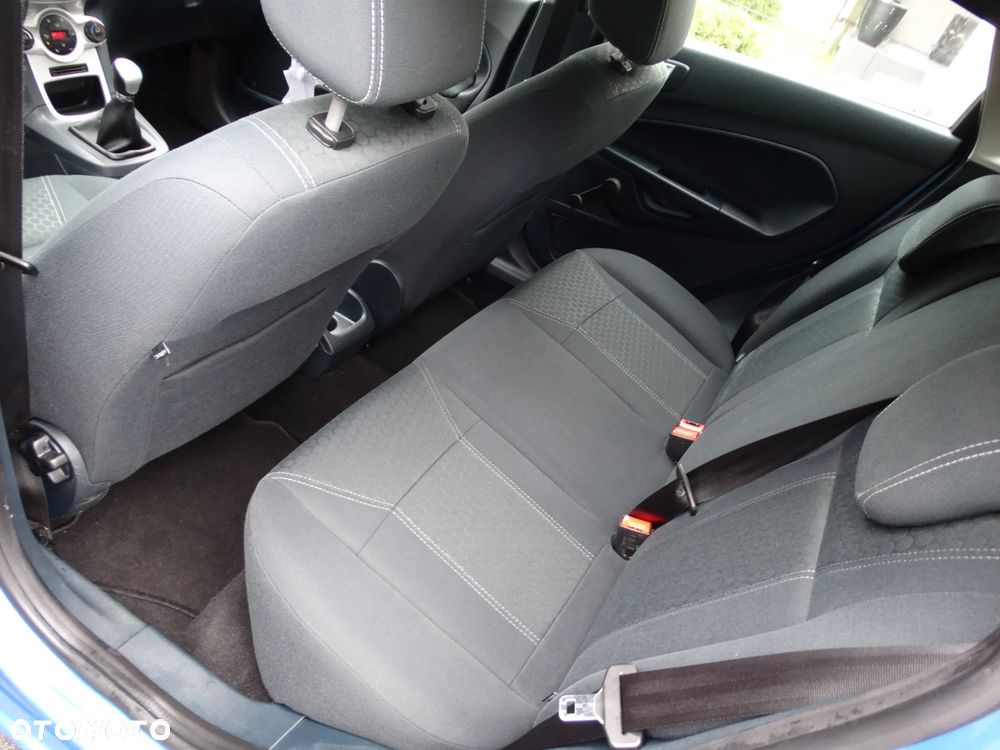 Ford Fiesta - 13