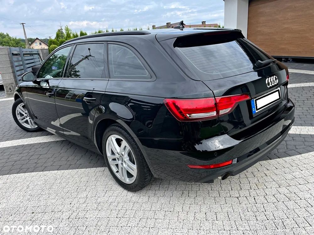Audi A4 Avant 1.4 TFSI Design - 11