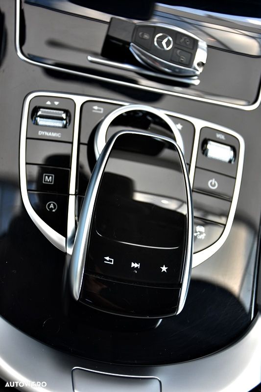 Mercedes-Benz GLC 250 d 4MATIC 9G-TRONIC AMG Line - 17
