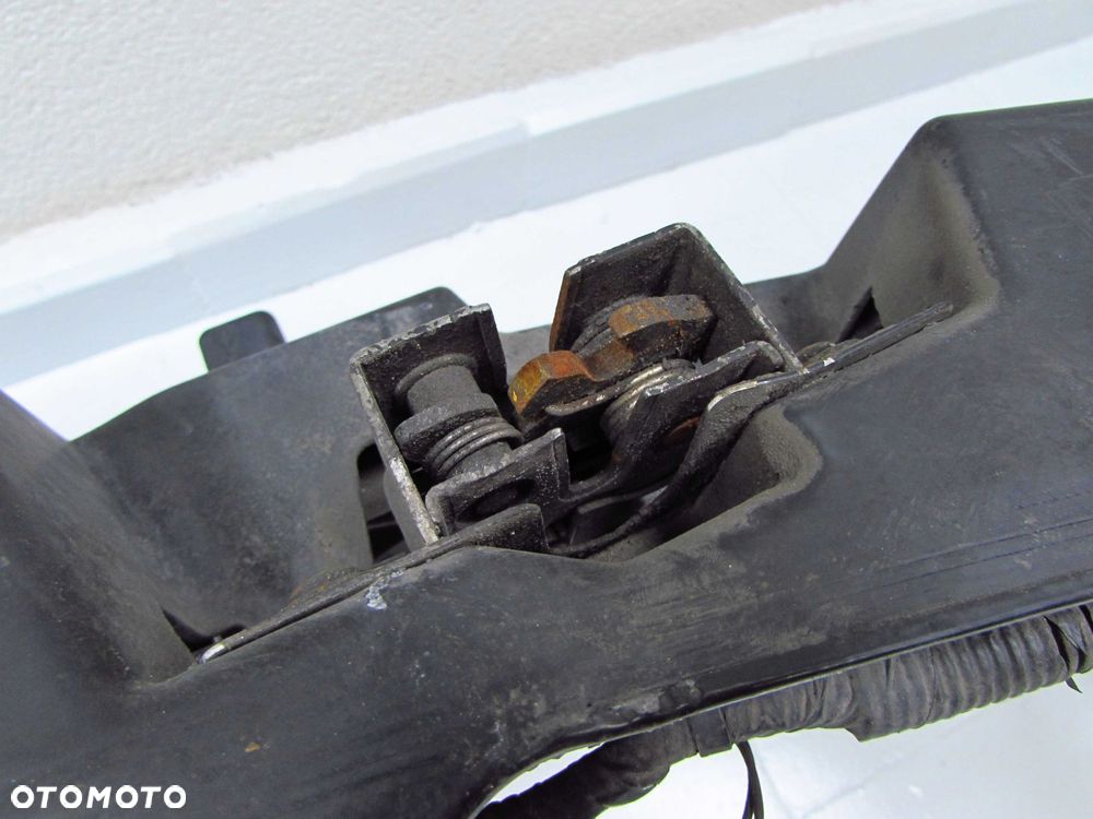LAND ROVER DISCOVERY III 04-09 PAS PRZEDNI OKULAR - 4