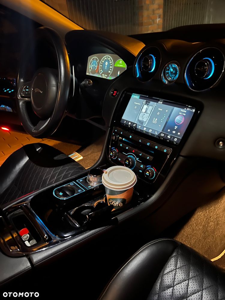 Jaguar XJ 3.0 V6 XJ50 - 1