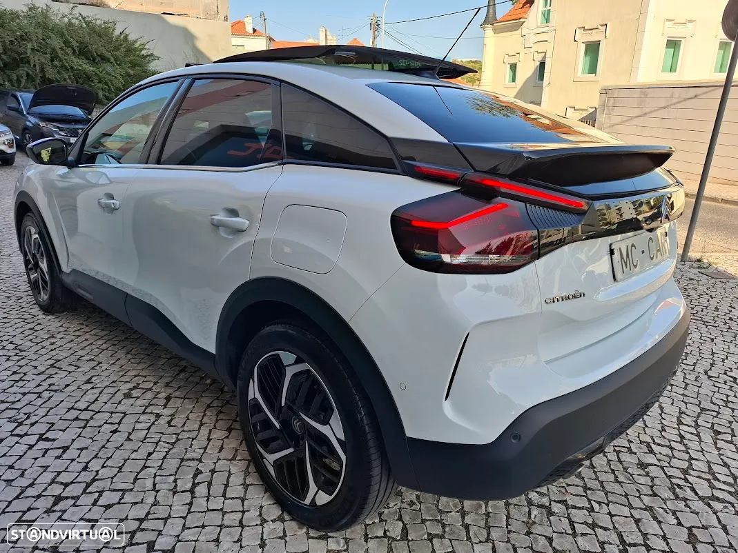 Citroën C4 PureTech 130 Stop&Start EAT8 SHINE - 4