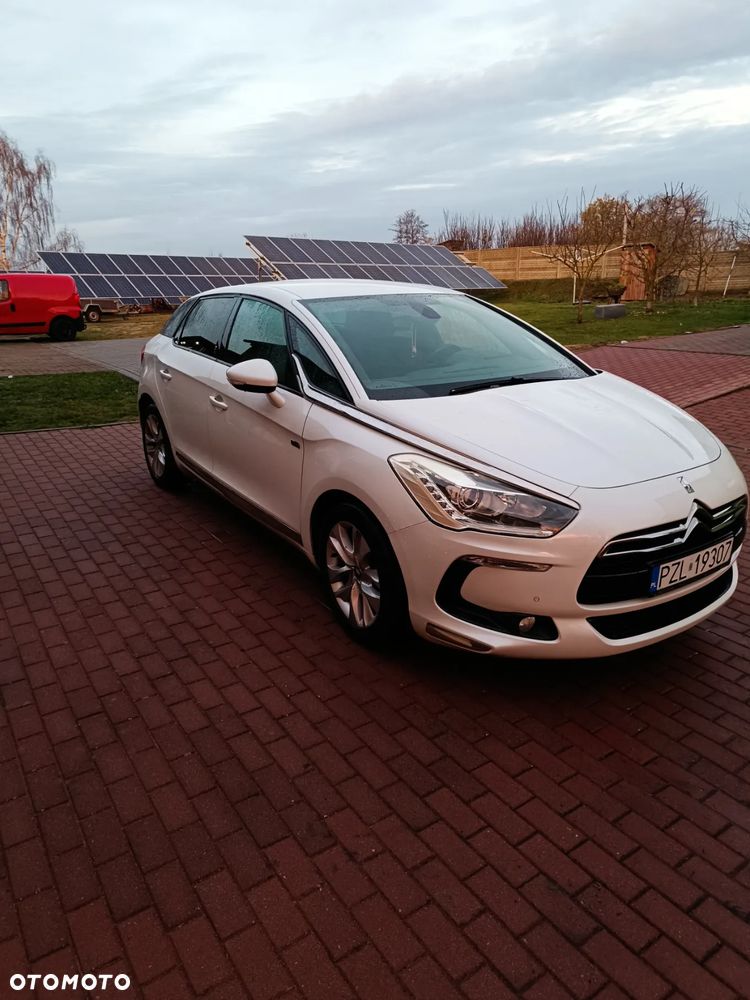 Citroën DS5 2.0 HDi Hybrid4 SoChic MCP - 8