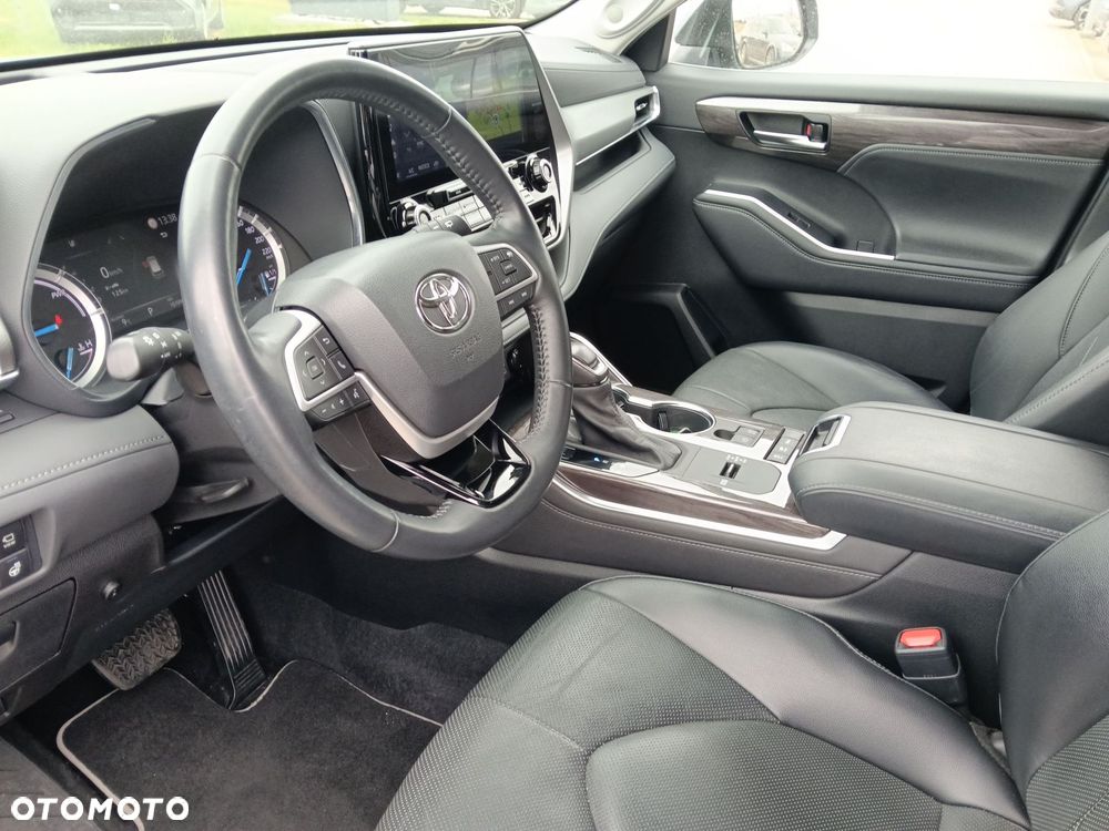 Toyota Highlander - 14