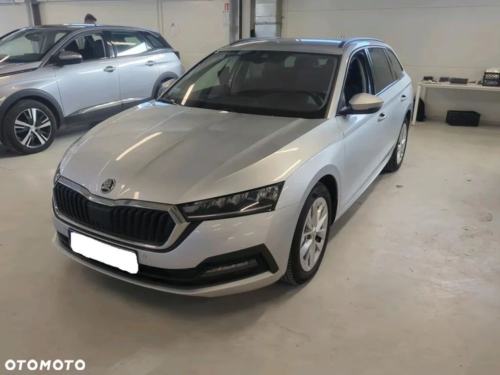 Skoda Octavia 2.0 TDI Ambition DSG - 2