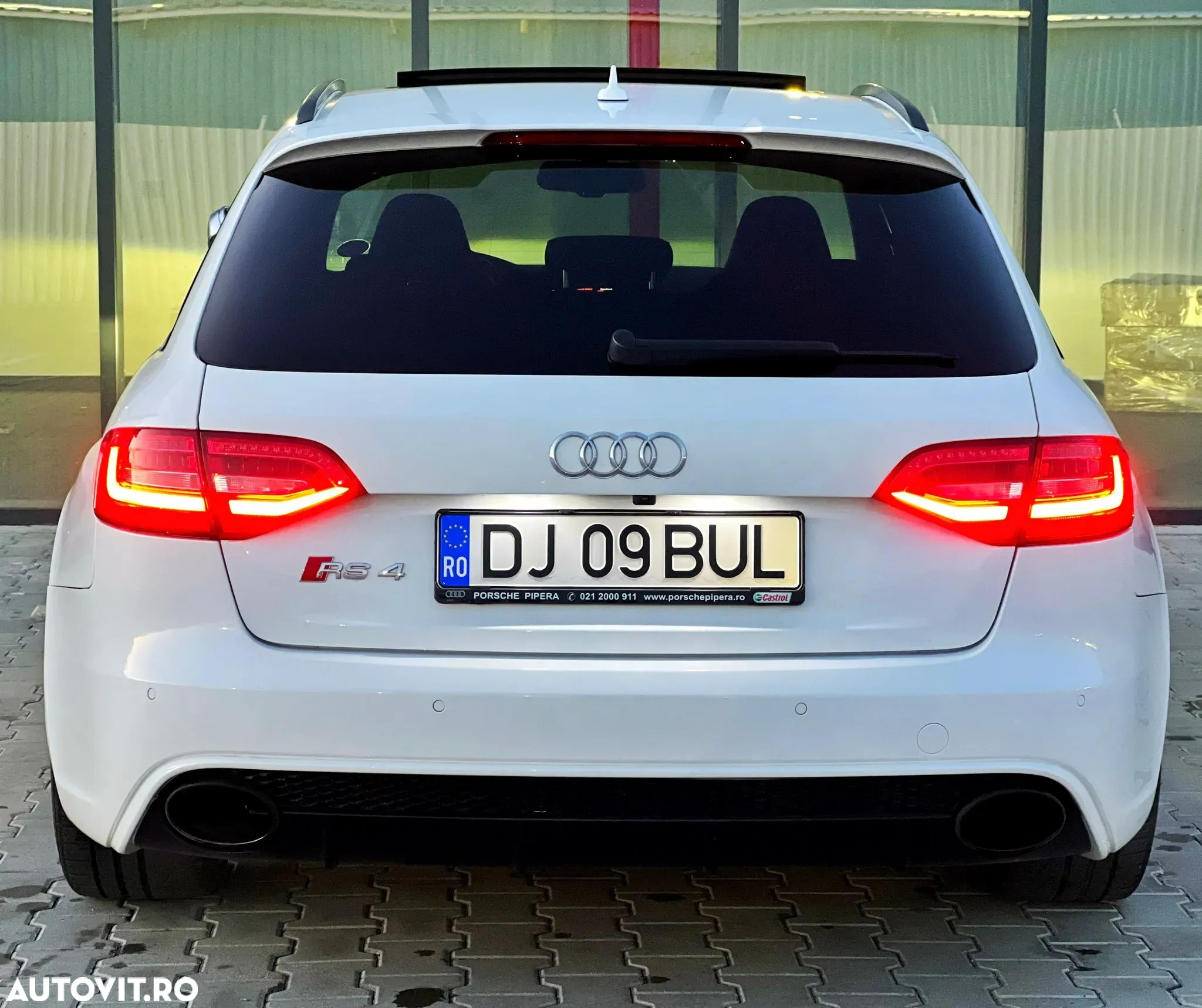 Audi RS4 Avant 4.2 FSI quattro Stronic - 5