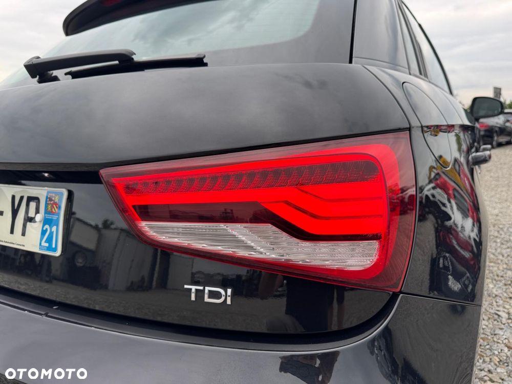 Audi A1 Sportback 1.6 TDI Design S tronic - 8