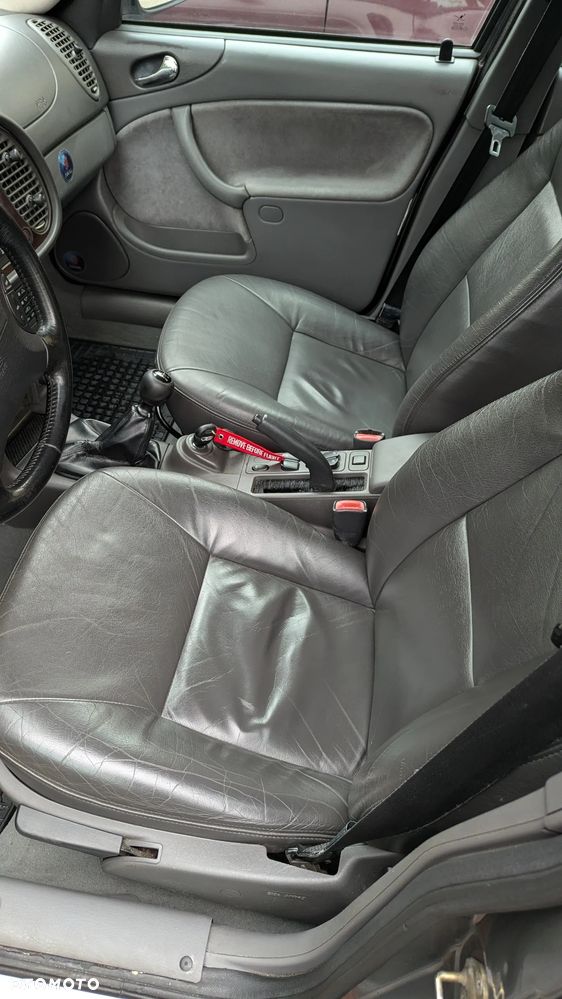 Saab 9-3 - 12