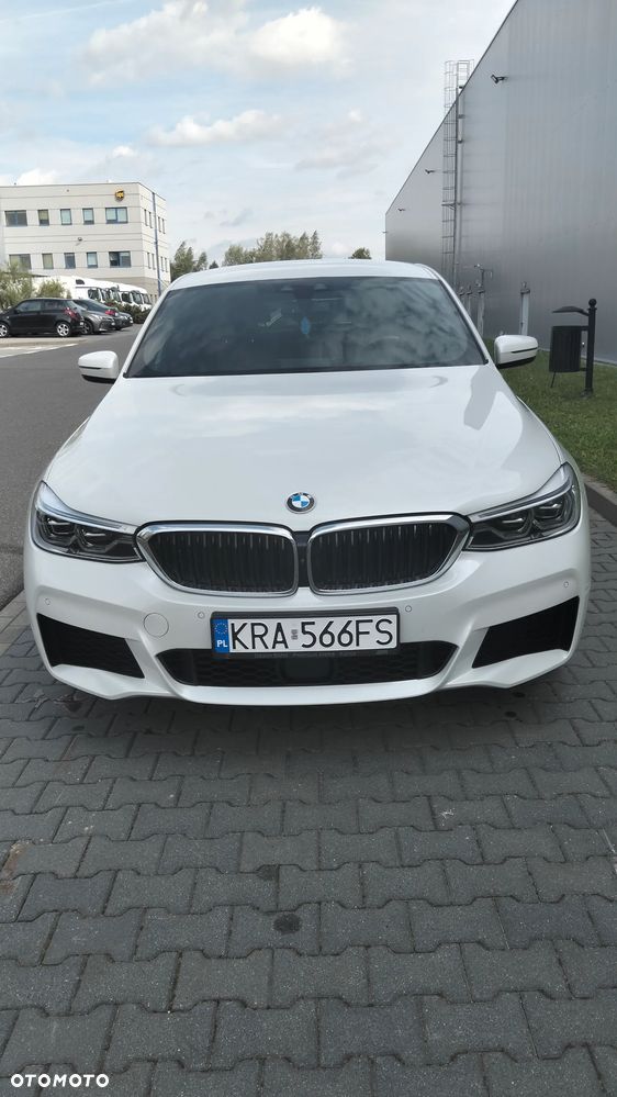 BMW 6GT - 1
